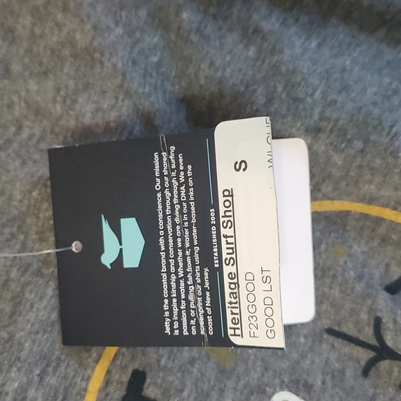 Jetty gray crop t-shirt ~ small - Picture 7 of 7